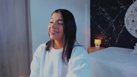 ShaniaDaniels online show from 10-14-25, 09:04