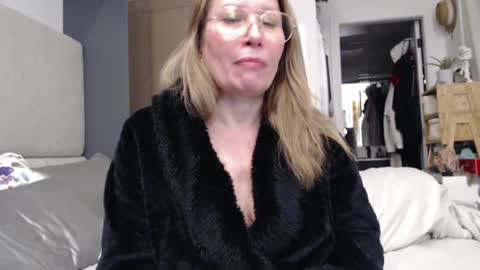 Shannon07 online show from 01-21-25, 02:05