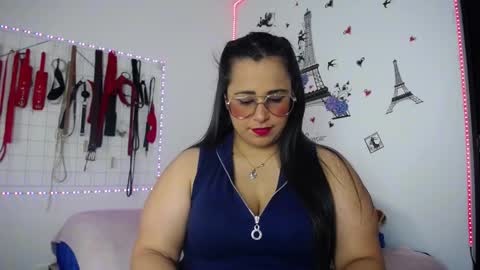 Shannon online show from 03-11-26, 05:02