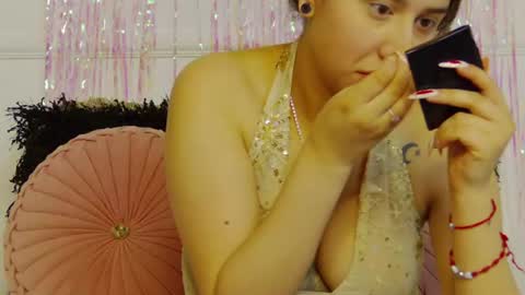 ShannonBannks online show from 07-05-26, 04:25