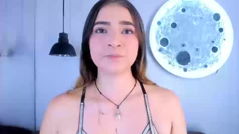 Snapshot of shanntal__ chatting on 09-19-25, 07:58 Shanntal online show from 09-19-25, 07:58