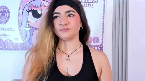 Snapshot of shanntal__ chatting on 10-18-25, 03:57 Shanntal online show from 10-18-25, 03:57