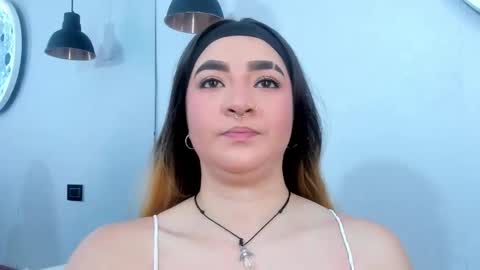 Snapshot of shanntal__ chatting on 10-19-25, 07:14 Shanntal online show from 10-19-25, 07:14