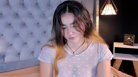 Snapshot of shanntal__ chatting on 11-22-25, 02:27 Shanntal online show from 11-22-25, 02:27