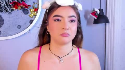 Snapshot of shanntal__ chatting on 12-20-25, 08:05 Shanntal online show from 12-20-25, 08:05