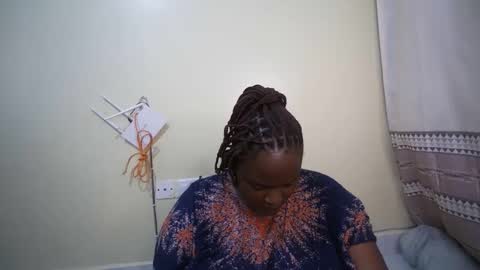 shanny_123 online show from 11-21-25, 07:07