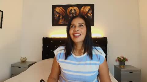 Snapshot of shanon_mature_ chatting on 06-24-26, 07:24 Shanon online show from 06-24-26, 07:24
