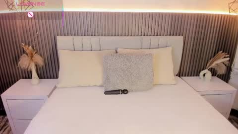 SHANON online show from 10-03-25, 07:22