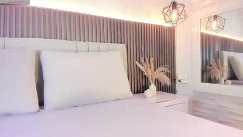 SHANON online show from 10-27-25, 07:07