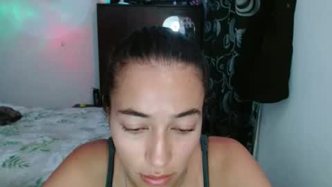 shantal_d01 online show from 09-22-25, 03:08