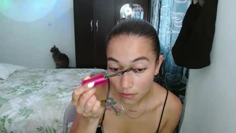 shantal_d01 online show from 09-23-25, 08:34