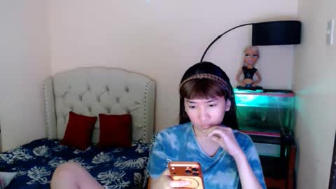 SHANTA FOX  s online show from 04-19-26, 01:21