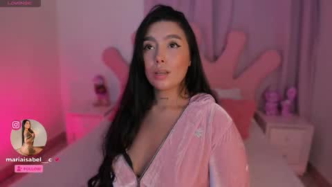 Snapshot of shantall_vidales chatting on 10-13-25, 04:01 online show from 10-13-25, 04:01