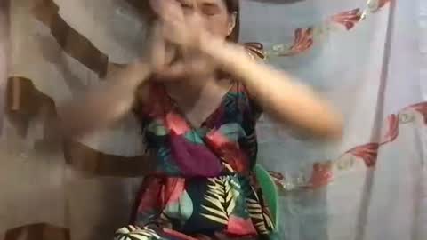 Snapshot of shantallee chatting on 03-10-25, 05:22 shantallee online show from 03-10-25, 05:22