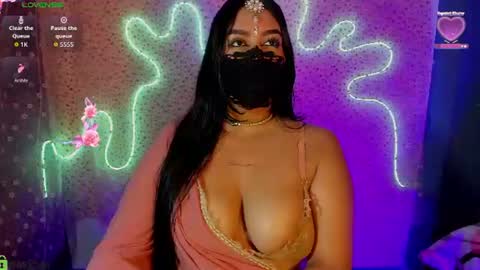 SHANTAL  online show from 06-21-26, 11:02