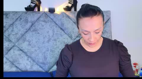 Snapshot of shantey_laurent chatting on 11-27-25, 11:56 shantey online show from 11-27-25, 11:56