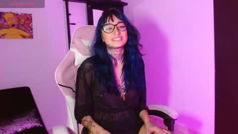 sharaross1 online show from 11-20-25, 04:45