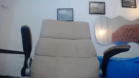 Snapshot of sharick_greco chatting on 01-13-26, 12:10 SHARICK online show from 01-13-26, 12:10