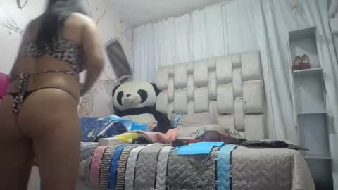 Snapshot of sharick_greco chatting on 02-26-26, 12:04 SHARICK online show from 02-26-26, 12:04