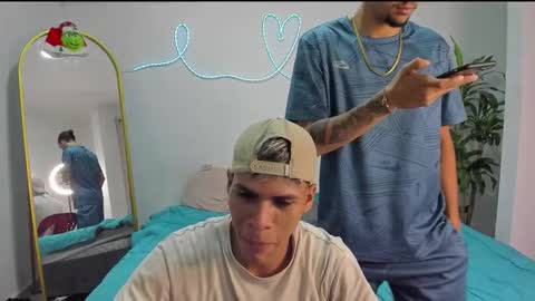 Snapshot of shark_boy21 chatting on 12-16-25, 03:44 shark_boy21 online show from 12-16-25, 03:44