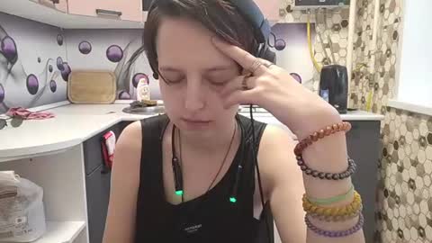Sara online show from 07-20-26, 05:15