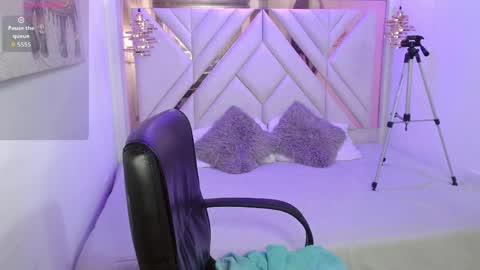 Sharllote online show from 06-01-26, 07:59