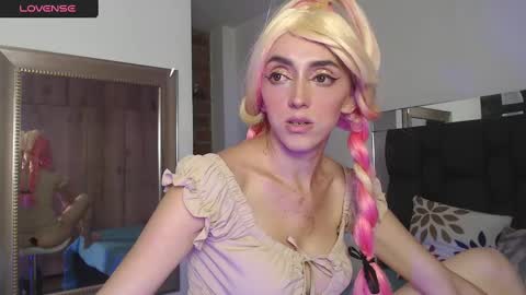 Sharlotte online show from 02-13-25, 08:13