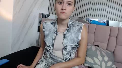 Sara online show from 12-04-25, 11:52