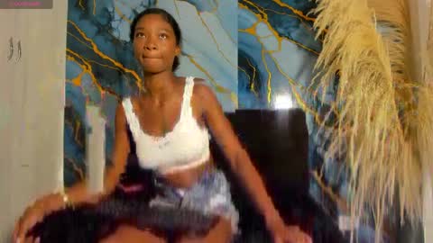 sharlotte_devereux online show from 05-05-26, 09:01