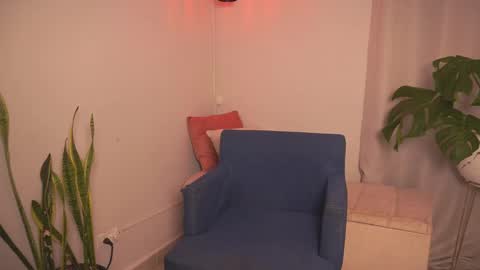 Snapshot of sharlotte_evanns chatting on 02-05-26, 10:47 Sharlotte online show from 02-05-26, 10:47