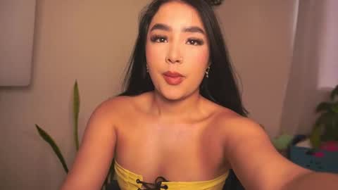 Snapshot of sharlotte_evanns chatting on 03-03-26, 07:20 Sharlotte online show from 03-03-26, 07:20