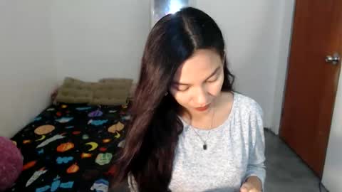 Snapshot of sharminex chatting on 05-29-26, 01:31 sharminex online show from 05-29-26, 01:31