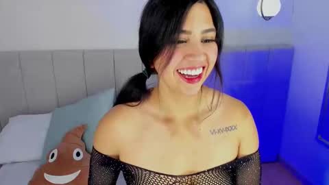 SharonLovee  online show from 09-11-25, 07:14