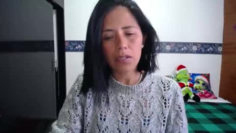 Snapshot of sharoon__cherry_ chatting on 01-07-26, 02:52 sharon online show from 01-07-26, 02:52