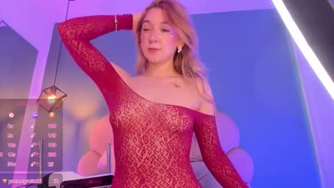 Snapshot of shatall_rouge chatting on 12-21-25, 04:47 Shantall online show from 12-21-25, 04:47