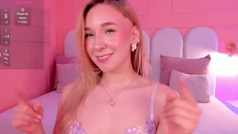 Snapshot of shatall_rouge chatting on 05-29-26, 01:20 Shantall online show from 05-29-26, 01:20