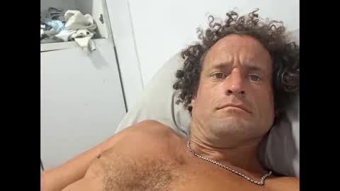 Snapshot of shaunno888 chatting on 01-10-26, 01:07 shaunno888 online show from 01-10-26, 01:07