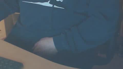 Snapshot of shaved164 chatting on 02-13-25, 06:48 Frans online show from 02-13-25, 06:48