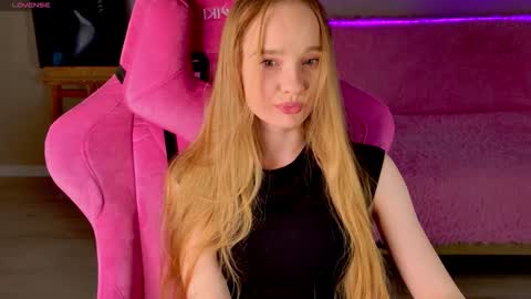 Snapshot of shawty_mia chatting on 11-11-25, 05:57 Shawty Mia online show from 11-11-25, 05:57