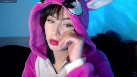 Shayla 3 online show from 09-28-25, 07:19