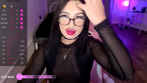 Snapshot of shayloren chatting on 11-11-25, 03:50 Shay online show from 11-11-25, 03:50