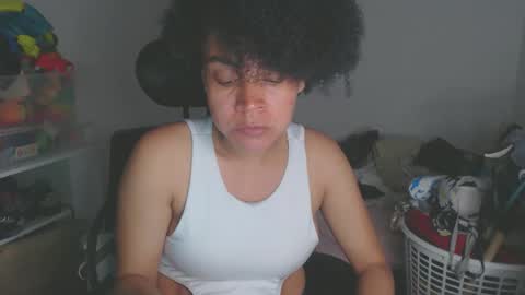 Shayna online show from 09-10-25, 01:16