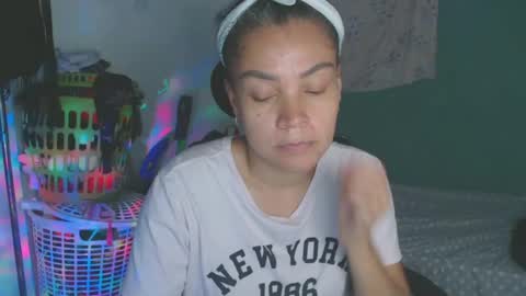 Shayna online show from 07-01-26, 12:23