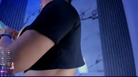 Snapshot of shayra_boobs2 chatting on 06-28-26, 10:10 shayra_boobs2 online show from 06-28-26, 10:10