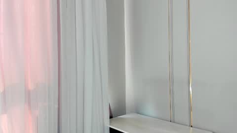 Snapshot of she_angell chatting on 06-24-26, 03:27 Anny online show from 06-24-26, 03:27