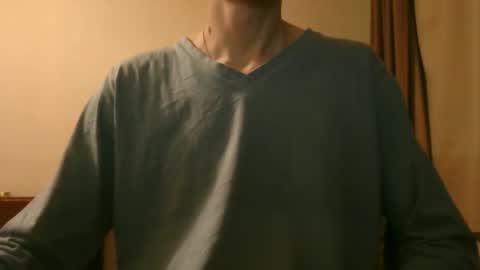 Snapshot of shedevr02 chatting on 02-04-26, 04:02 Roger online show from 02-04-26, 04:02