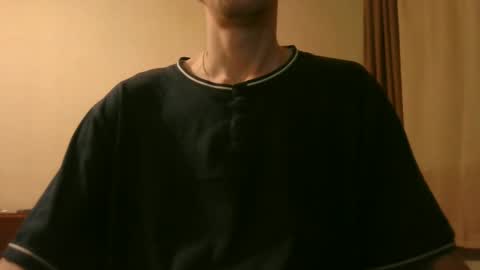 Snapshot of shedevr02 chatting on 03-12-26, 06:58 Roger online show from 03-12-26, 06:58