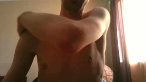Snapshot of shedevr02 chatting on 03-30-26, 11:33 Roger online show from 03-30-26, 11:33