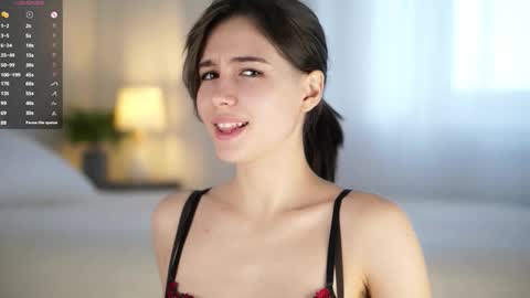 Tessa online show from 10-21-25, 03:07