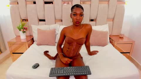 Snapshot of sheila_ruiz chatting on 02-28-26, 02:29 Sheila online show from 02-28-26, 02:29